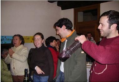 /Archivos/Fotos/45/Pascua 2008/maria, Trini, Pablo y Tono.jpg